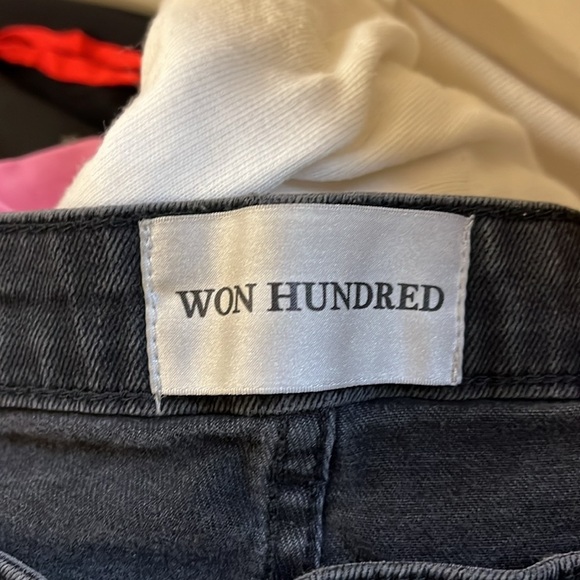 Won Hundred Women's Black Midi Denim Jean Shorts size 34 - Picture 2 of 6